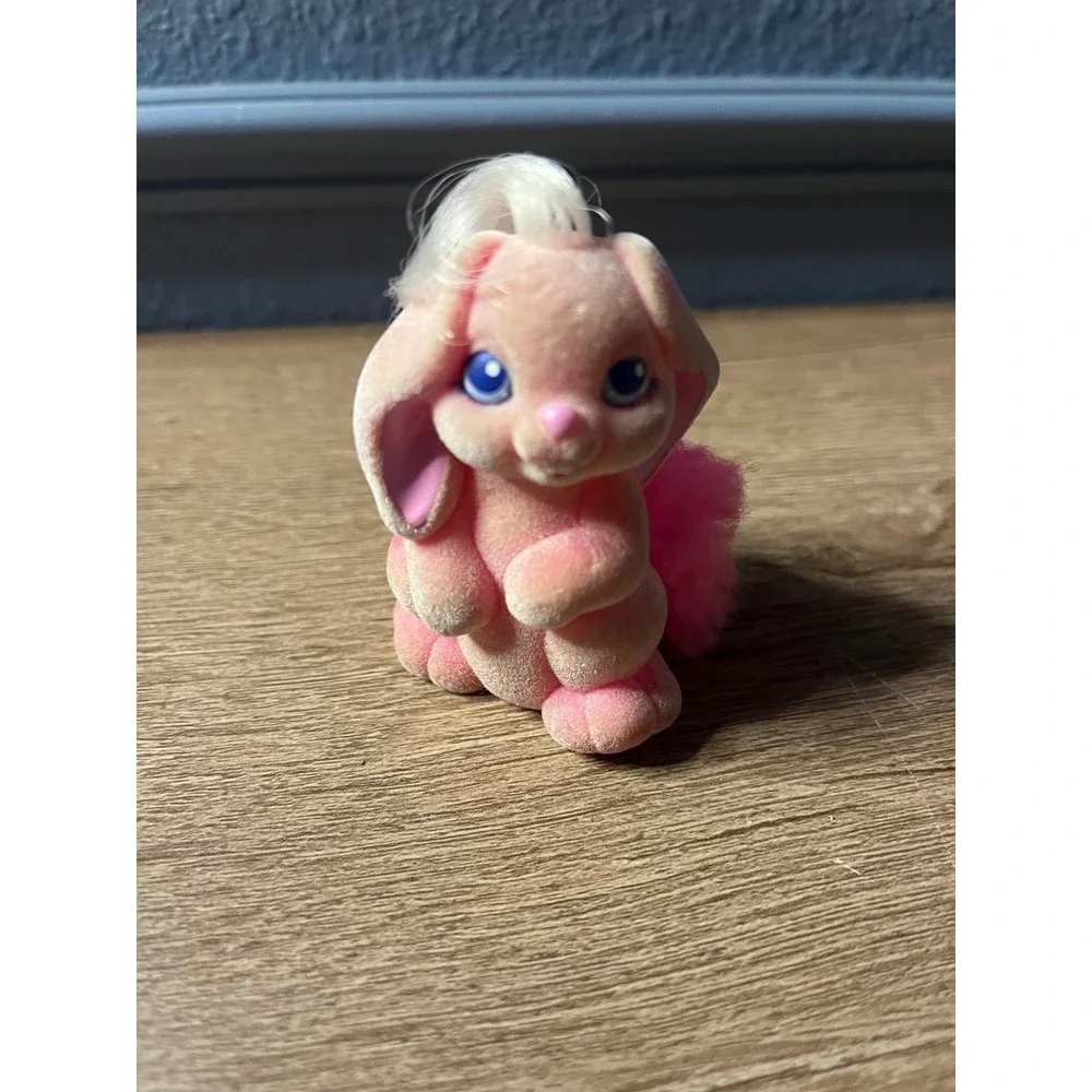 Vintage Hasbro In My Pocket Pink Bunny Rabbit Flocked Figure Blue Eyes Pink Tail
